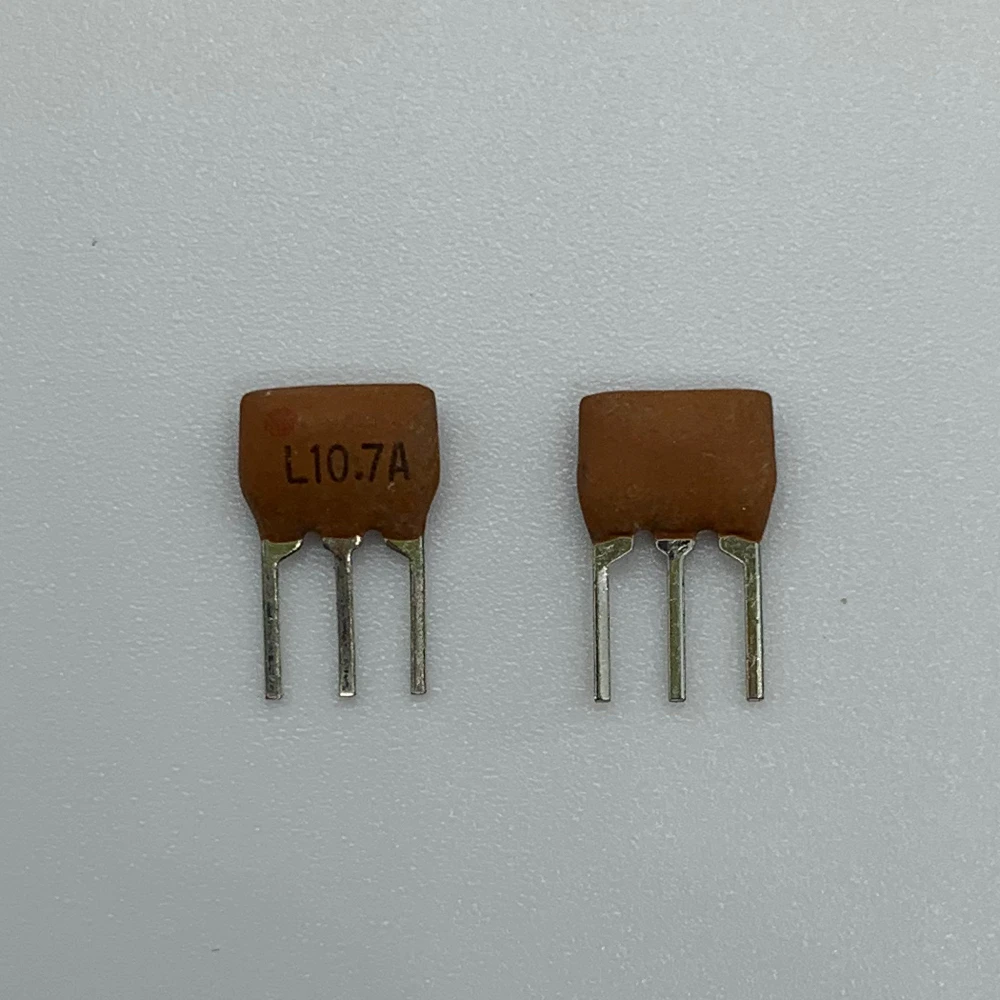 10PCS/ ceramic filter LT10.7MA5 10.7MHZ 10.7MA radio with direct plug 3 feet 280K bandwidth