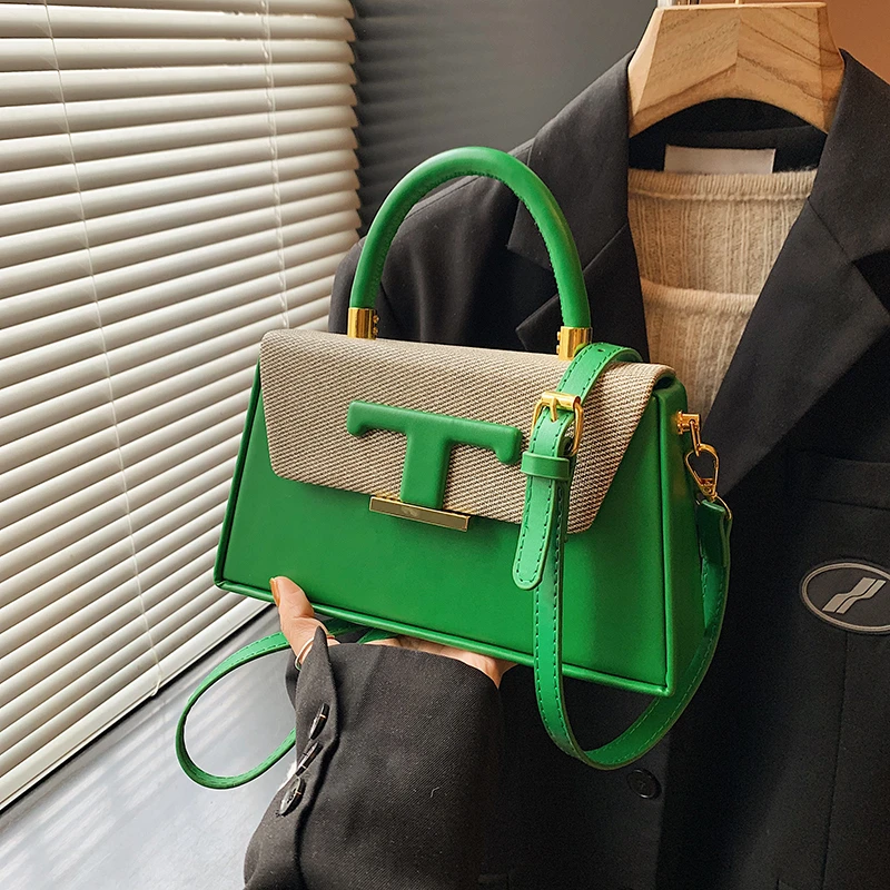 

Classic Women's Messenger Bag - Timeless Leather Shoulder Purse With Antique Brass Hardware & Roomy Main Compartment