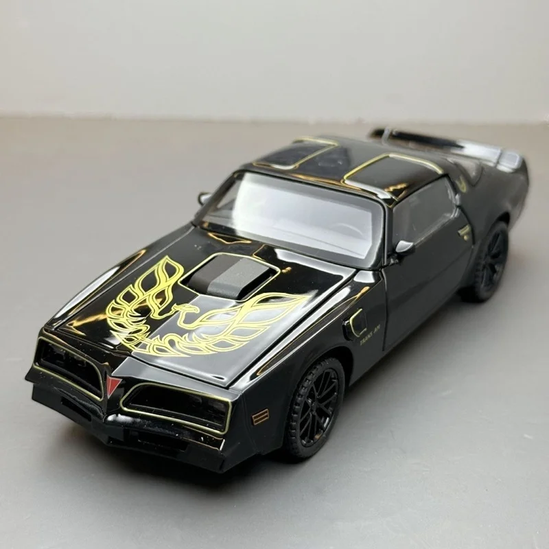 

1:32 Модель спортивного автомобиля из сплава Firebird, литая под давлением металлическая модель гоночного автомобиля, высокая имитация звука и света, детская игрушка в подарок