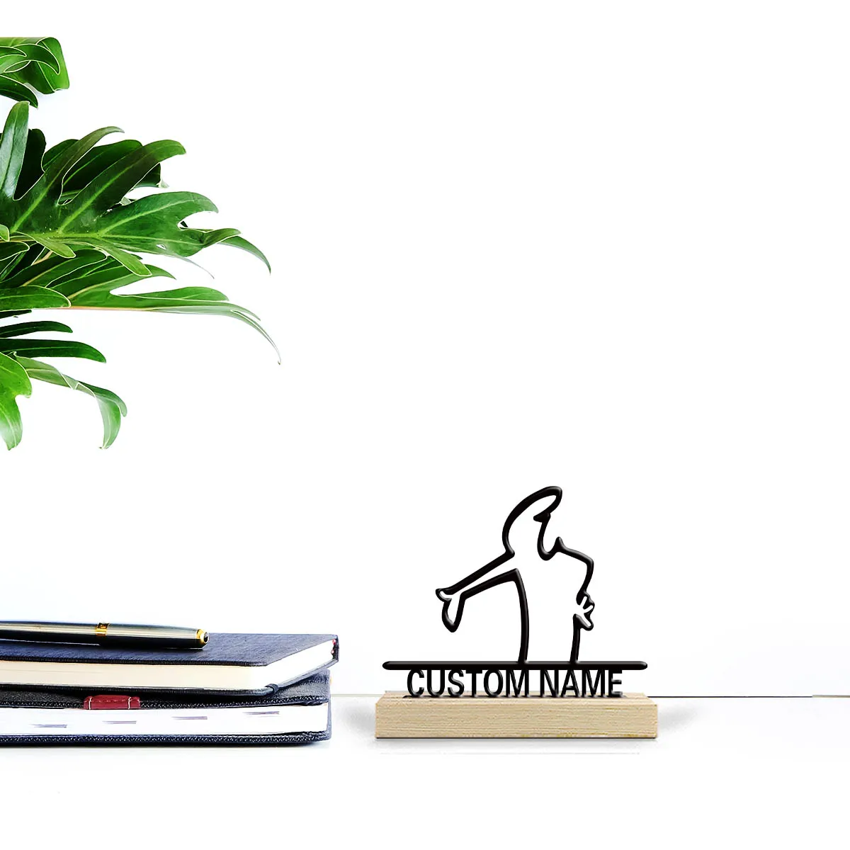 1pc Customizable Wrought Iron Desktop Decoration Custom Content Equipped with Wooden Base Holiday Gifts for Family and Friends