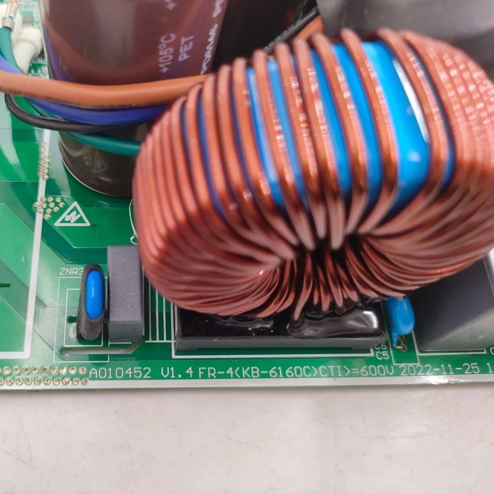 تستخدم للوحدة الأم الخارجية لمكيف الهواء العاكس TCL أ 010452   مكونات نسخة الكمبيوتر