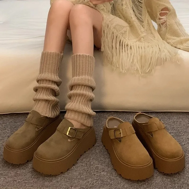 Leniwe ubrania na zewnątrz Baotou damskie półkapcie 2025 wiosna nowe grube podeszwy zwiększenie wysokości 8CM jednoetapowe sandały