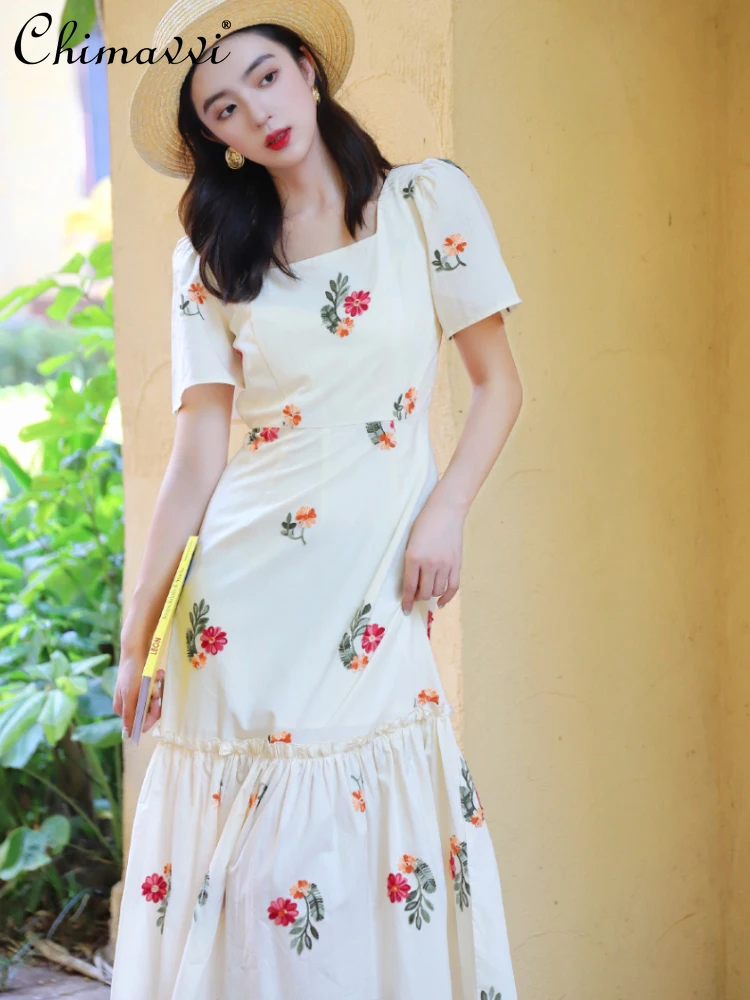 

French Elegant Retro Embroidery Printed Flower Square Neck Short Sleeve Slim Fit Ruffles Fishtail White Long Dress Women Summer