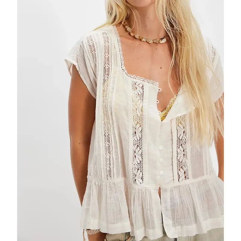 

Combhasaki женские летние шикарные свободные повседневные рубашки с коротким рукавом с цветочным кружевом в стиле пэчворк на пуговицах с квадратным вырезом и рюшами по подолу блузки топ