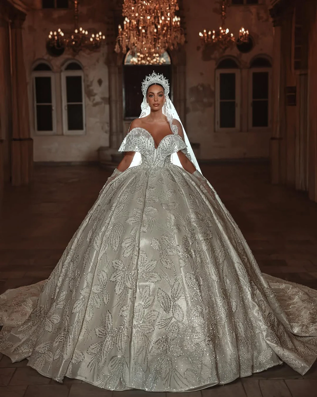 Unieke trouwjurken parels pailletten bruidsjurken strapless glanzend op maat gemaakte prinses backless bruidjurk vestidos de novia