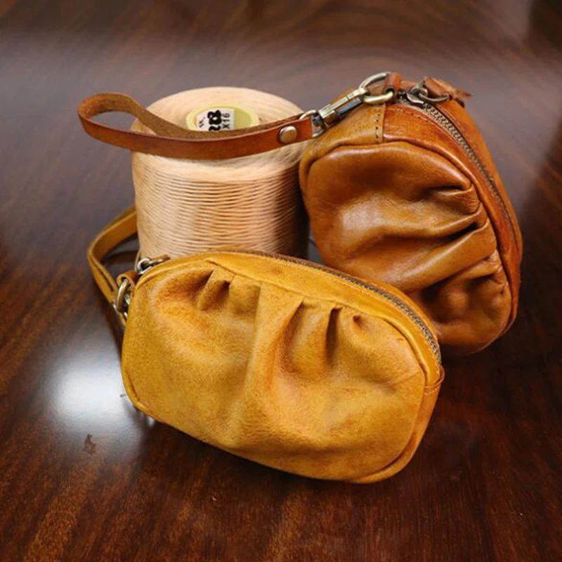 Cow Leather Mini Vintage Purse Coin Purse Card Bag Zipper Key Bag Personality Wrinkled Coin Purse for Men and Women 2024 New