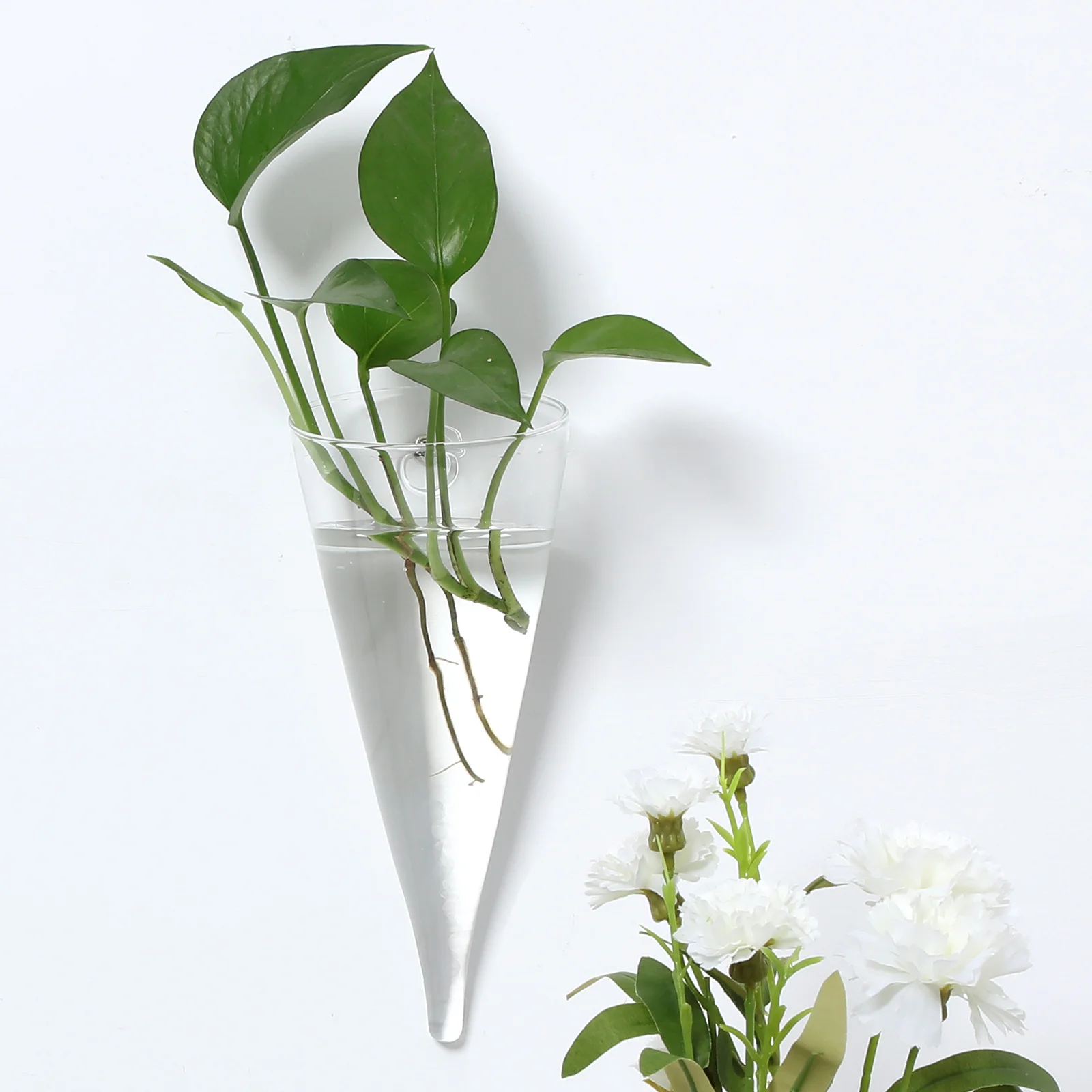 

Glass Hanging Vase Cone Clear Circular Wall Mount for Plants Flowers Decor High Quality Handcrafted Home Office Interior