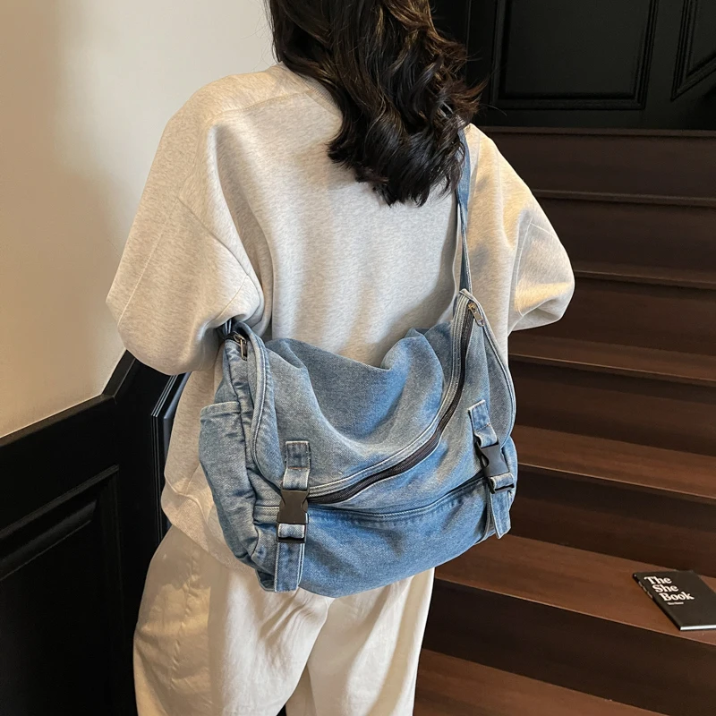 

Women's Denim Tote Bag Ladies Y2K Vintage Blue Jean Purse and Handbags Large Capacity Crossbody Shoulder Bags for Women Wallet