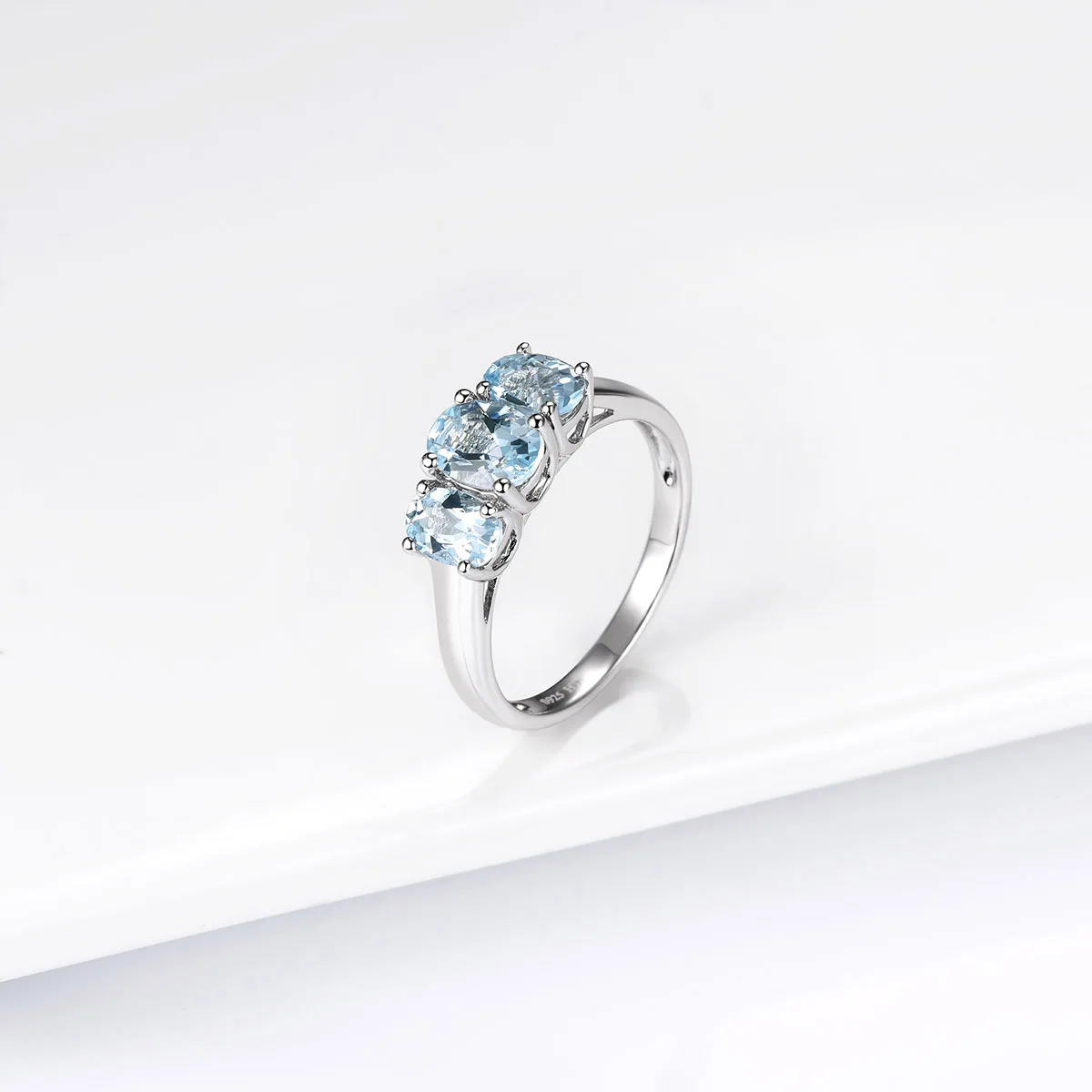 

HT25 Solid 925 Sterling Silver Nature Aquamarine Gemstones Rings for Female's Classic Cocktail Rings