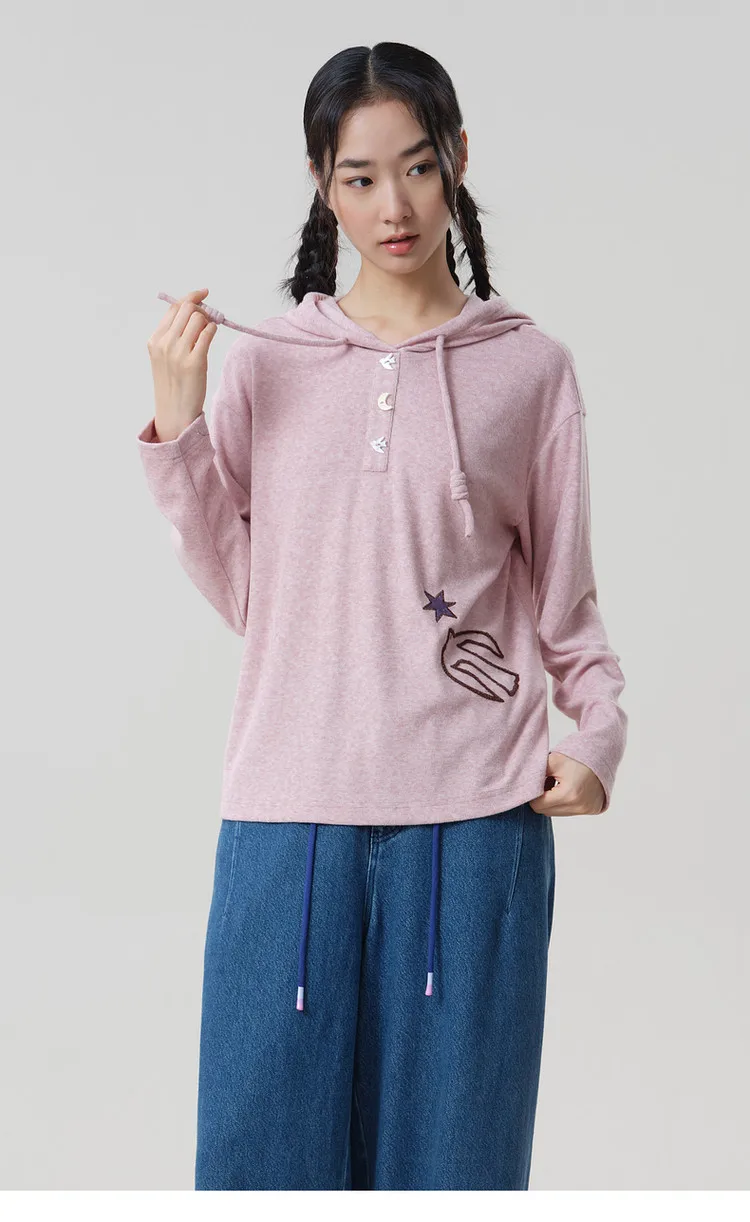 MOVEUP Hooded Drawstring Pullover 2026 Autumn Bird‑Shaped Buttons Embroidery Sweatshirts Loose Long Sleeve Casual Top 3ELQ10567