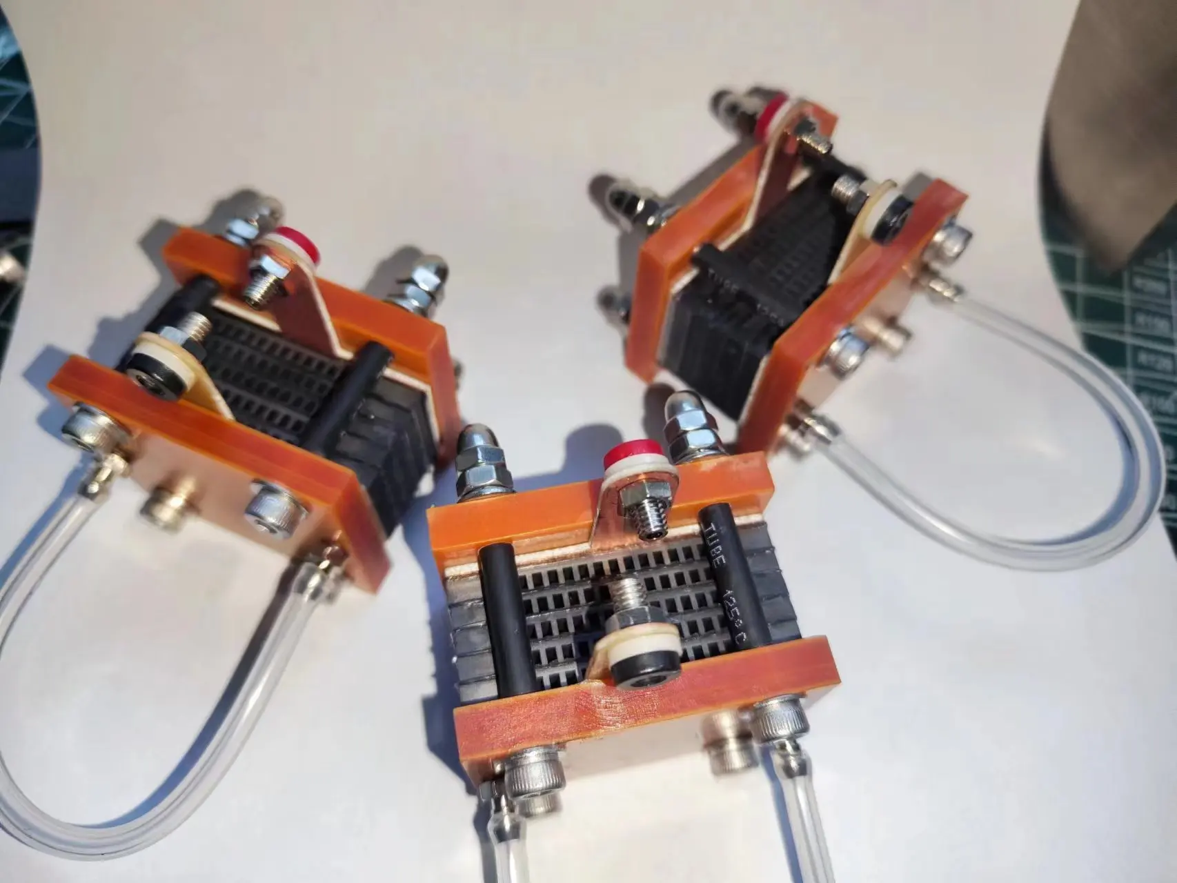 1W  PEMFC Self Breathing Small Stack   / Hydrogen Fuel Cell  (fanless, for Display Purposes)
