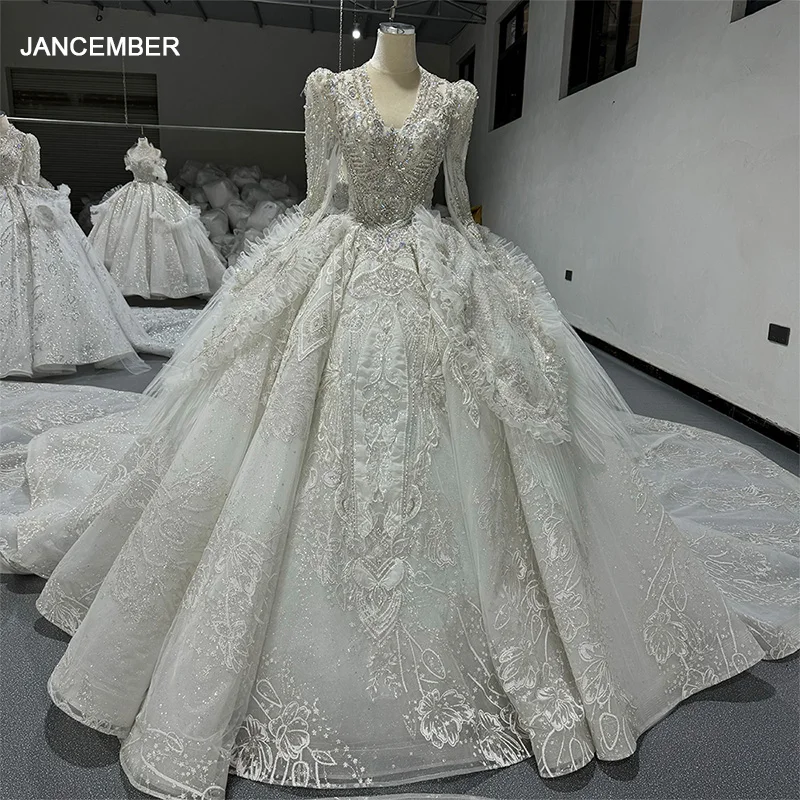 Gorgeous White/Ivory Full Sleeves Wedding Dress 2025 Customized Ball Gowns Beaded Court Train Bridal Gowns Vestido De Noiva