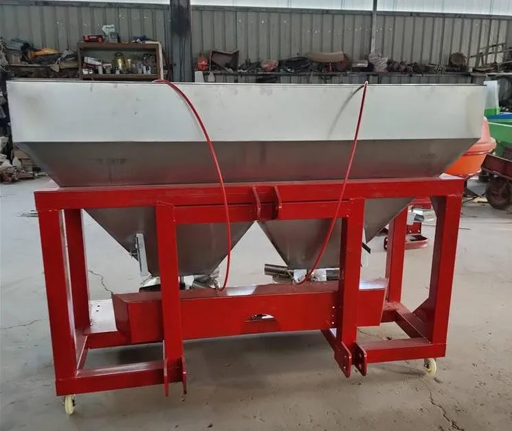 EXW Price- 500-1000KGS Agricultural Fertilizer Spreader Rear Throw Fertilizer Spreading Machine Manure Spreaders