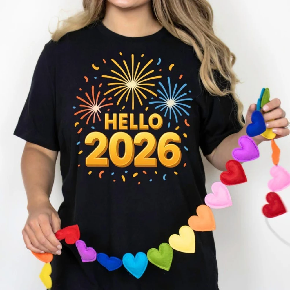 

Привет, Новый год 2026, футболка для вечеринки, балон, одинаковая одежда для всей семьи, праздничная рубашка с Новым годом, мужские и женские модные повседневные топы