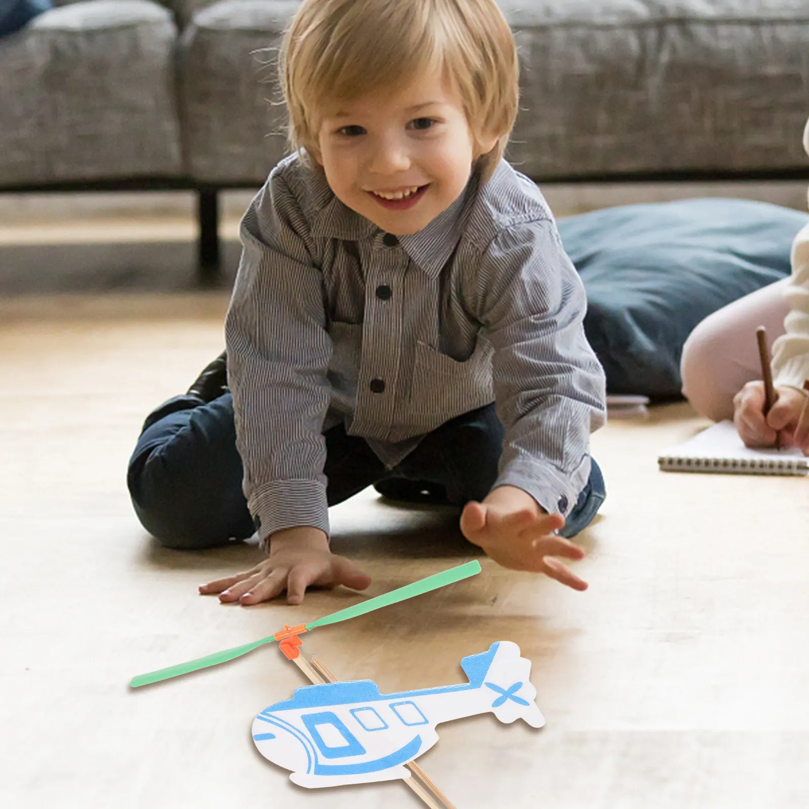 

5Pcs Rubberband Powered Helicopter Creative Glider Educational Flying Aircraft Kids Outdoor Play Weights for Canopy Legs