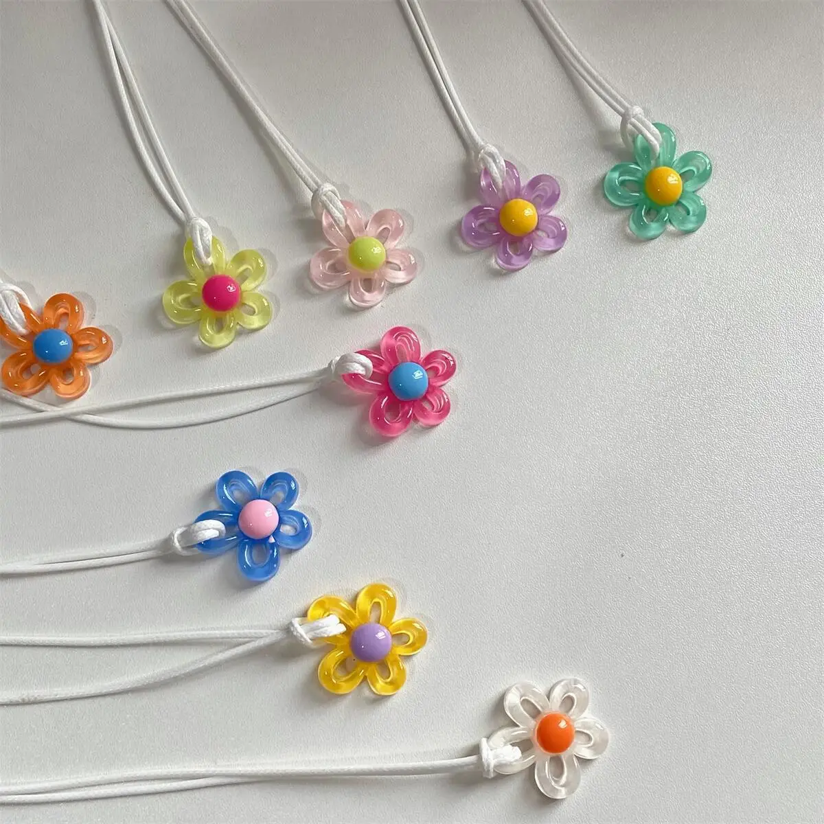 Colorful Acrylic Flower Pendant Wax Line Necklace Fashion Neck Handmade Chain Charm Statement Women Pendulum Y2K Jewelry Gift