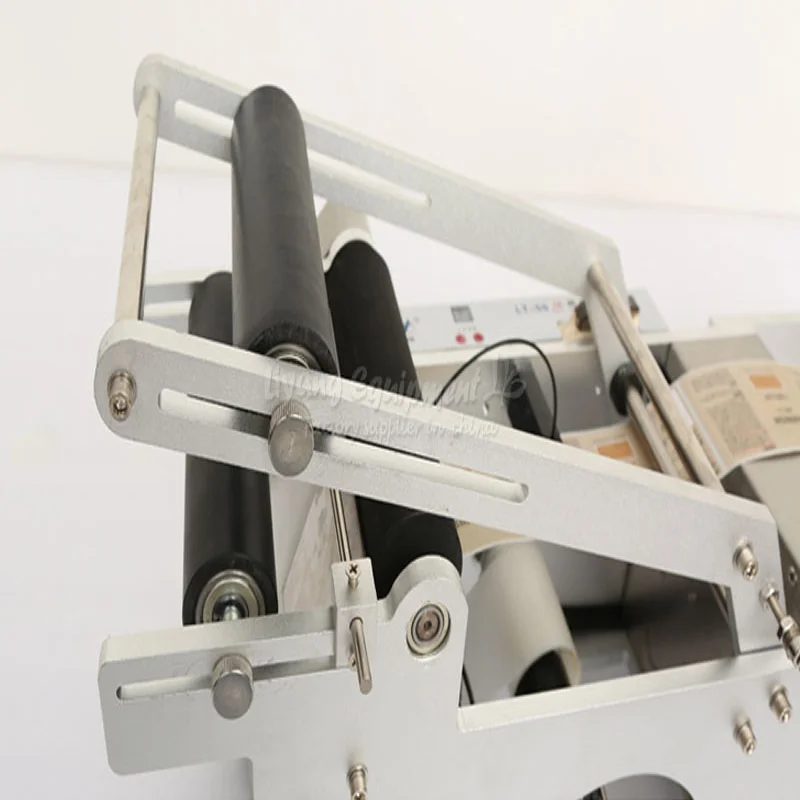 LT-50 round Plastic Bottle Labeling Machine - Device for Sticker Application on round Bottles