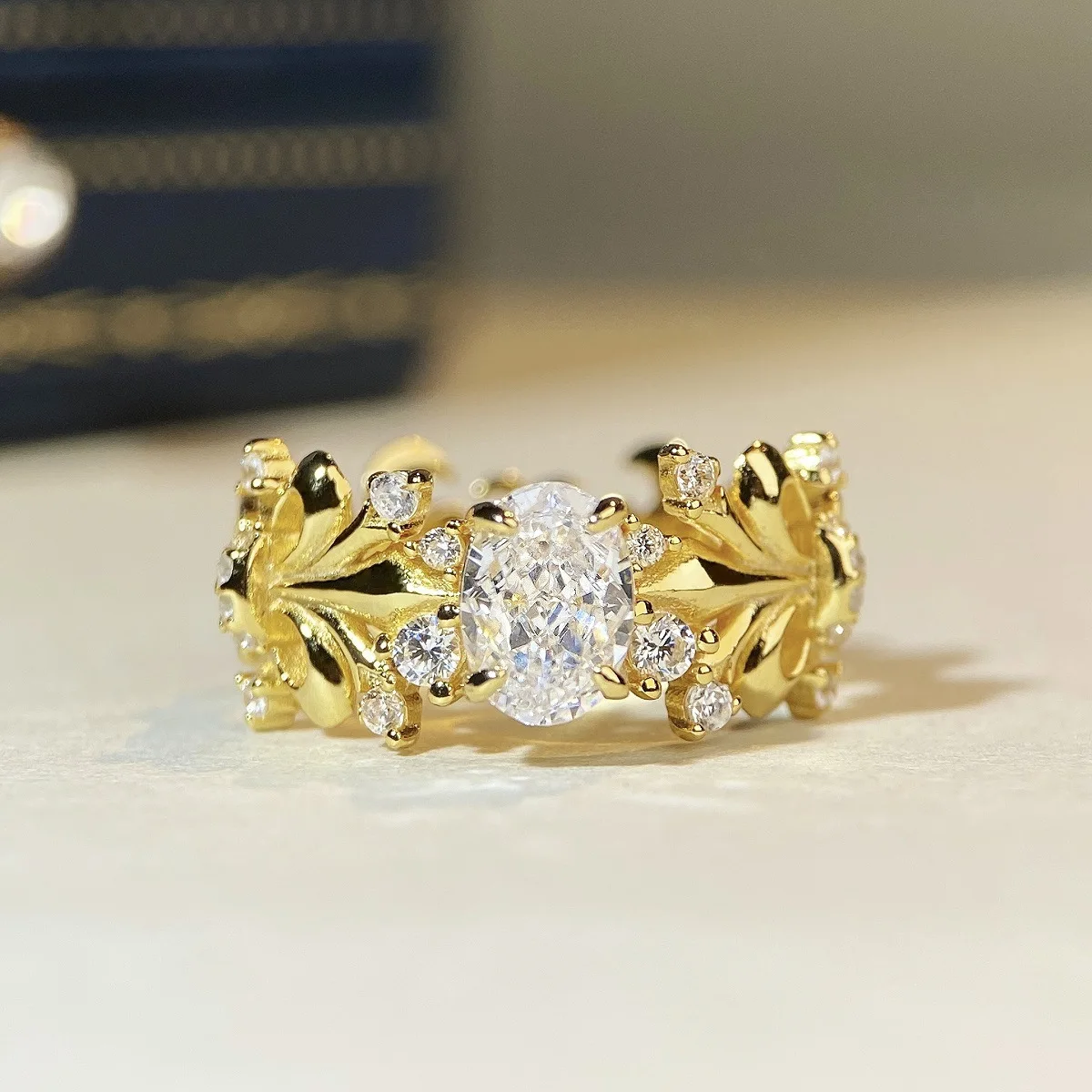 

S925 Sterling Silver Iris Ring Versatile 1 Carat Ice Flower Cut Pigeon Egg Plated 18K Gold Ring