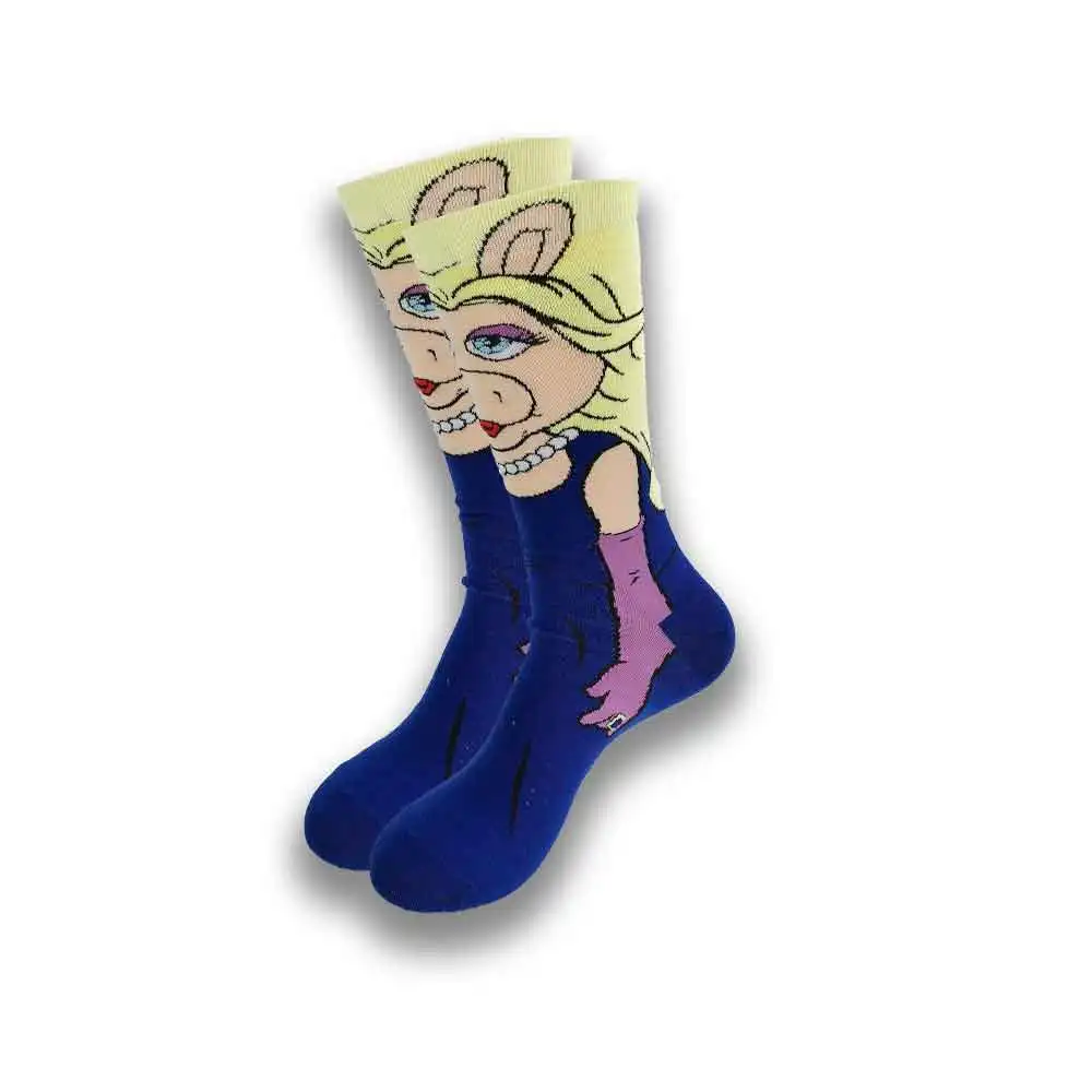 Venda de todos os tipos de personagens de desenhos animados com meias masculinas de alta qualidade e baratas.