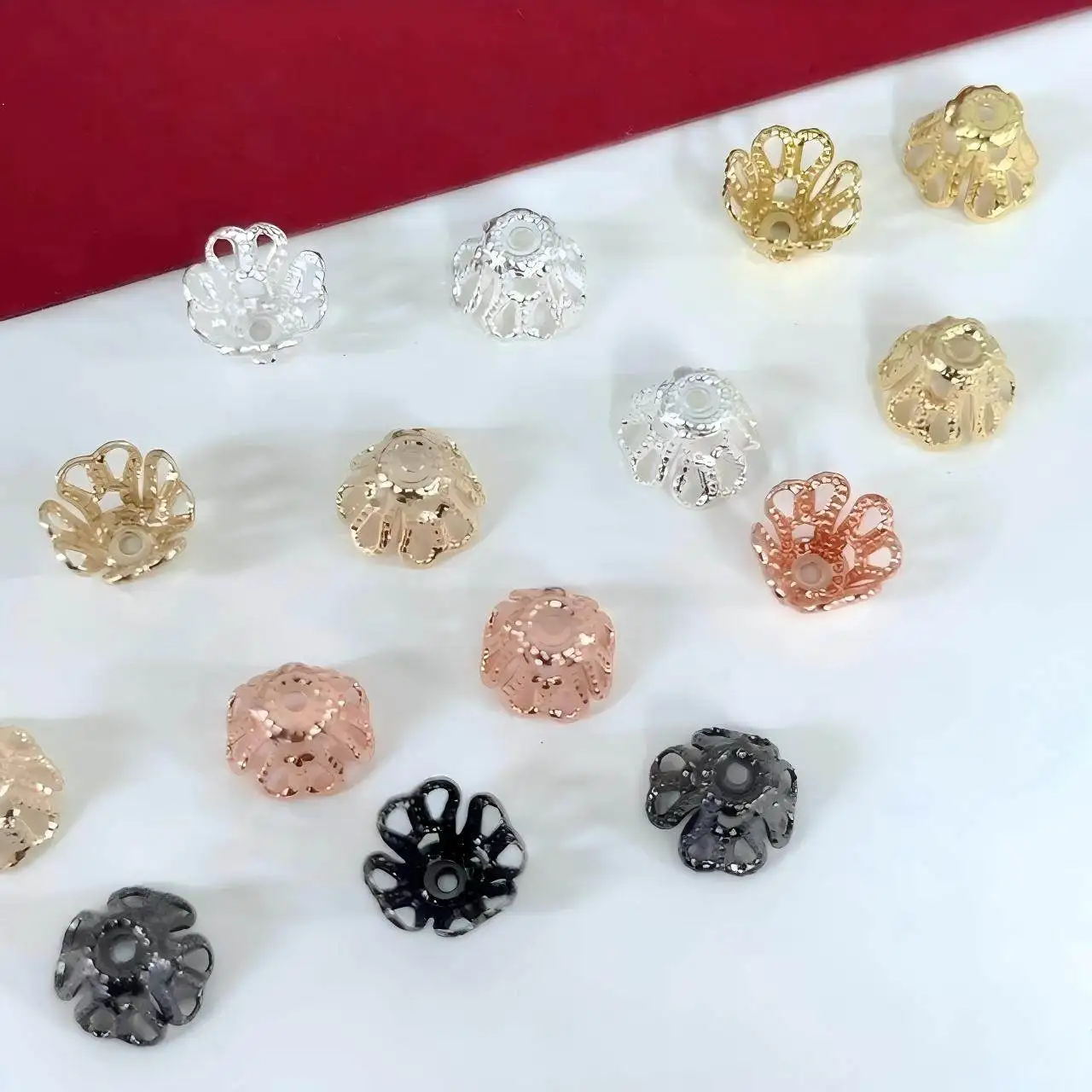 

5 Pieces Copper-plated Pearl Necklaces Bracelets Separated Beads Handmade Bead Holders Accessories DIY Jewelry Making Materials