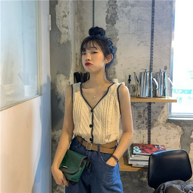 

Sweater Vest Women Spring Inside Fashion All-match Knitted Slim Korean Style V-neck Sleeveless Casual Club Streetwear Chic 2025