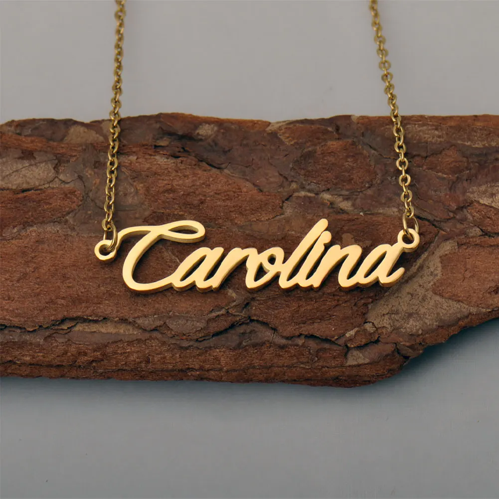 

AOLOSHOW Carolina Name Necklace for Women Gold-Plated Stainless Steel Letters Pendant Collarbone Choker Jewelry