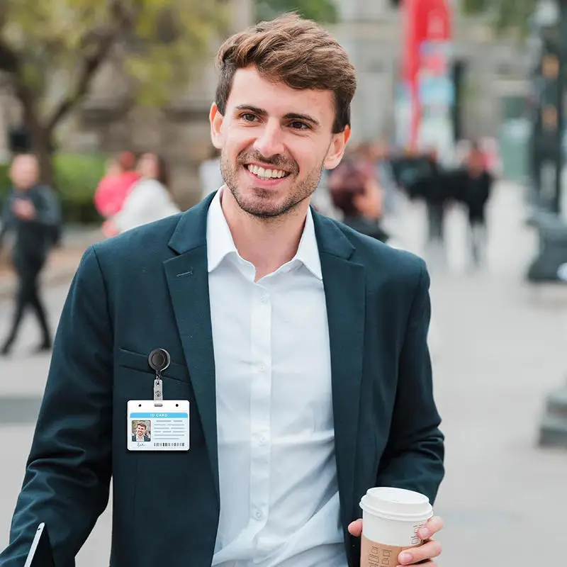 

1/2/3 шт., держатель для удостоверений личности из ПВХ с выдвижным ремешком и карабином, регулируемый шейный ремешок для бейджа, подходит для медсестер или других работников