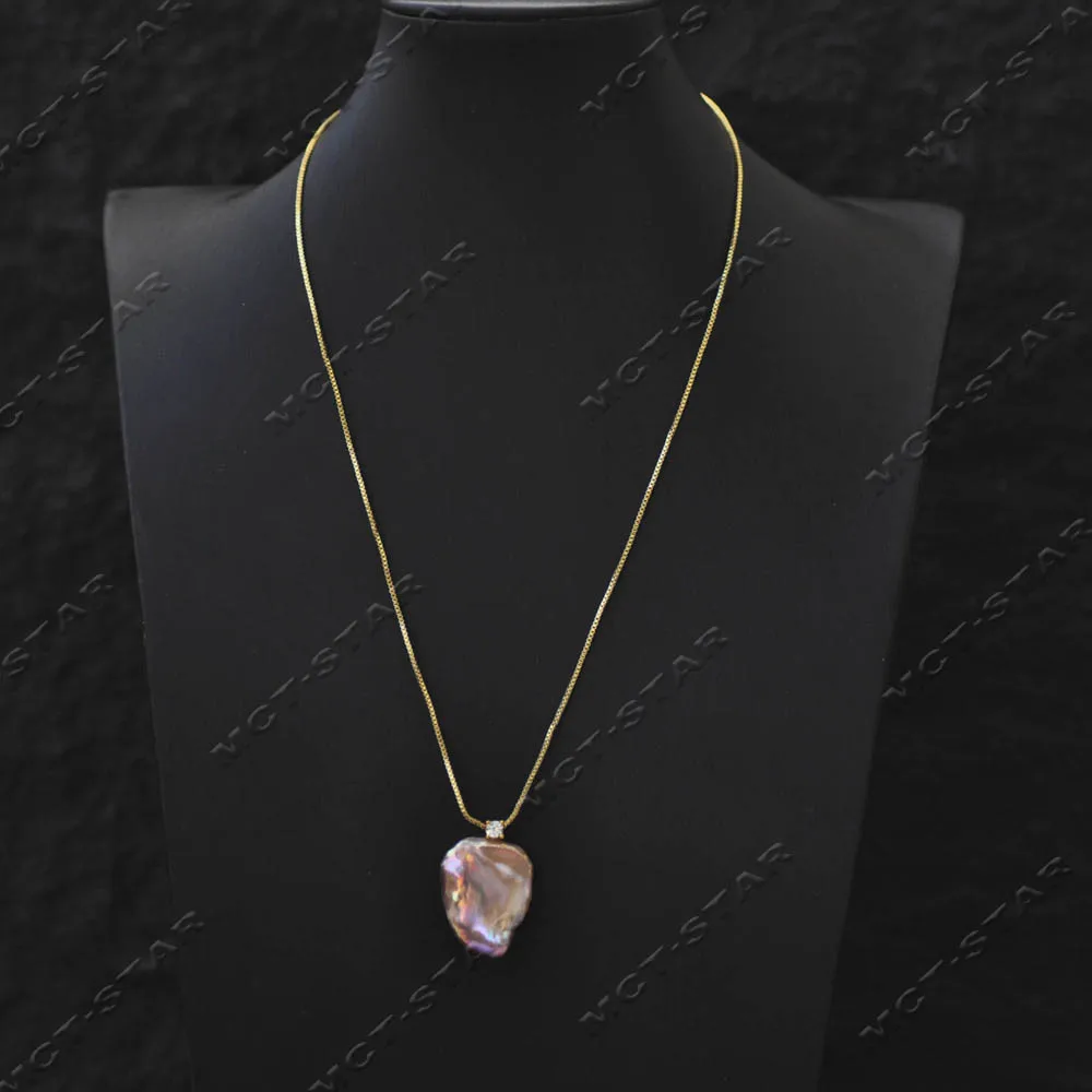 

Подвеска MCT·STAR Duchess Style 25 мм с жемчугом Кеши в стиле барокко, цвета павлиньей лаванды, с цирконами (Z14471)