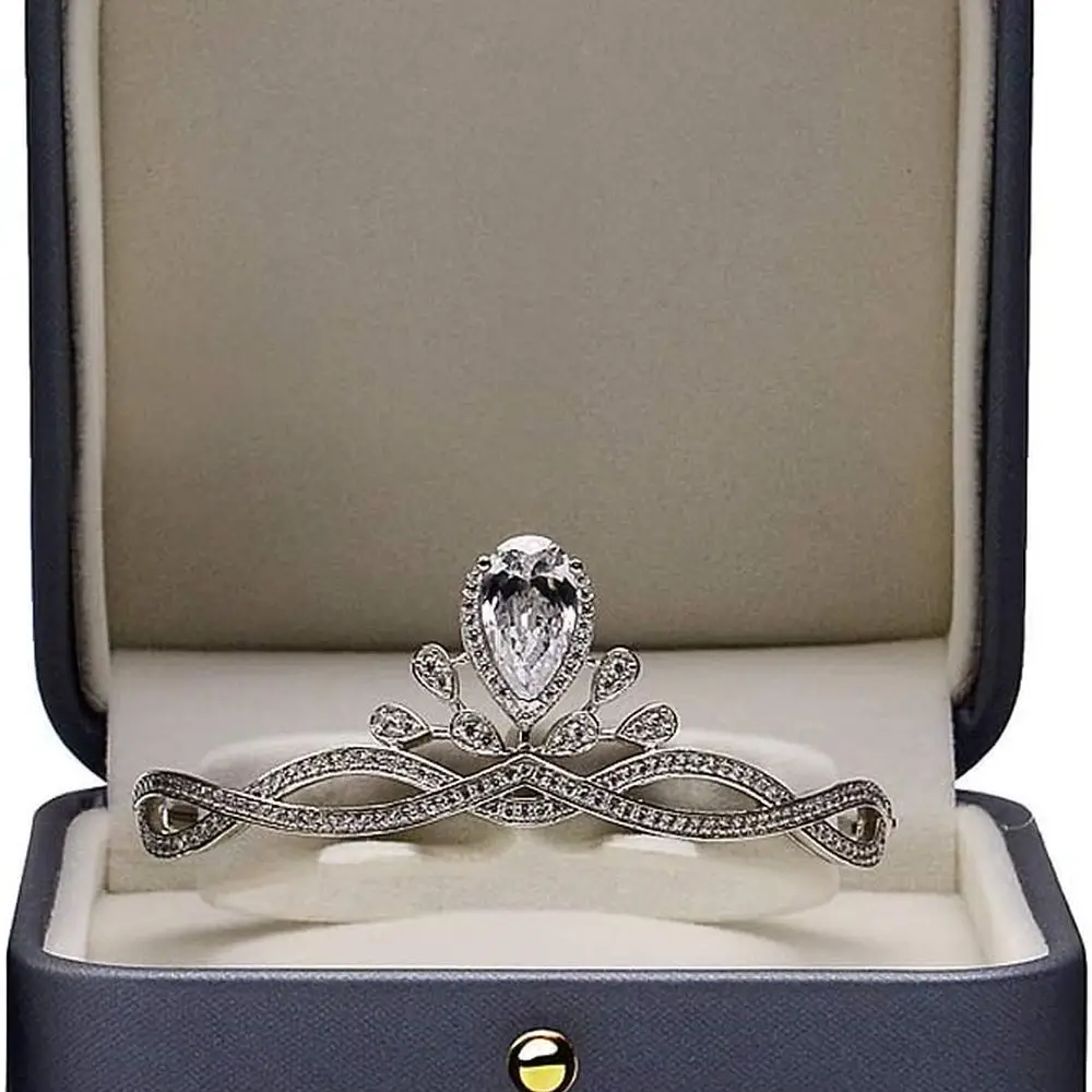 

Luxury Steel Blue Leather Bangle Box with Velvet Lining for Elegant Bracelet Storage