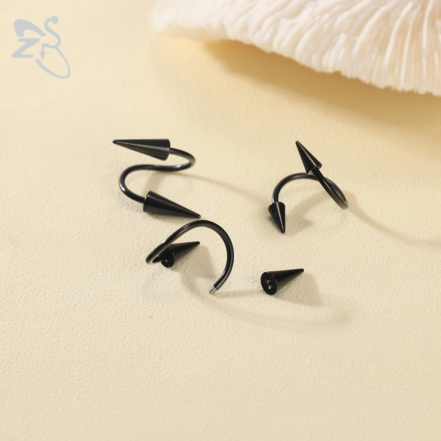ZS 1 PC 16G Stainless Steel Twisted Nose Ring For Men Women Cone Spike Spiral Helix Cartilage Rings Lip Eyebrow Piercing Jewelry