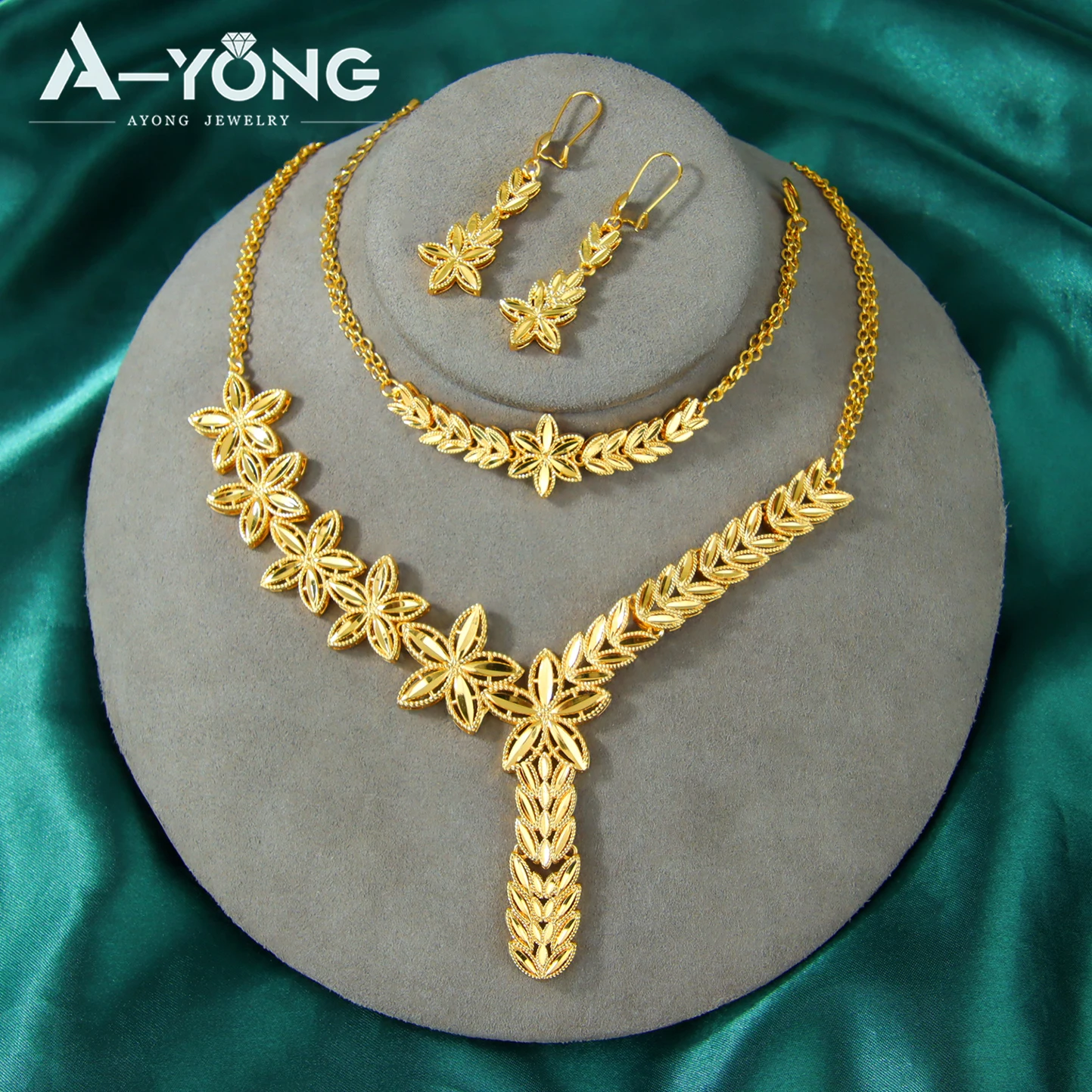 Dubai Elegant Jewelry Set 24k Gold Plated Arabic Vintage Floral Necklace Bracelet Earrings Nigeria Women Wedding Jewelry