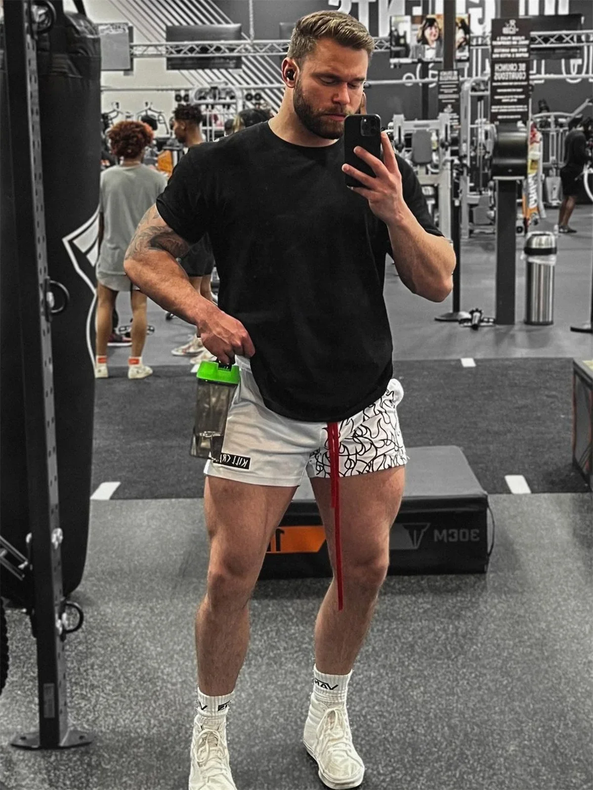 Рисунок 4 - Новые быстросохнущие спортивные шорты для бега