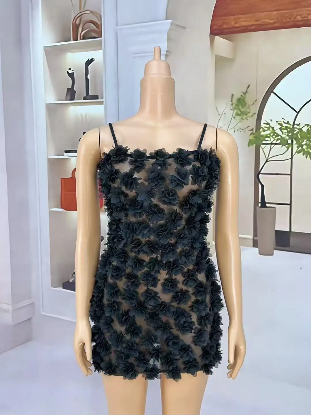 Mini abito sexy da donna con fiori neri, bretelle, sexy, in rete trasparente, per feste, sfilate di moda, abiti da palcoscenico