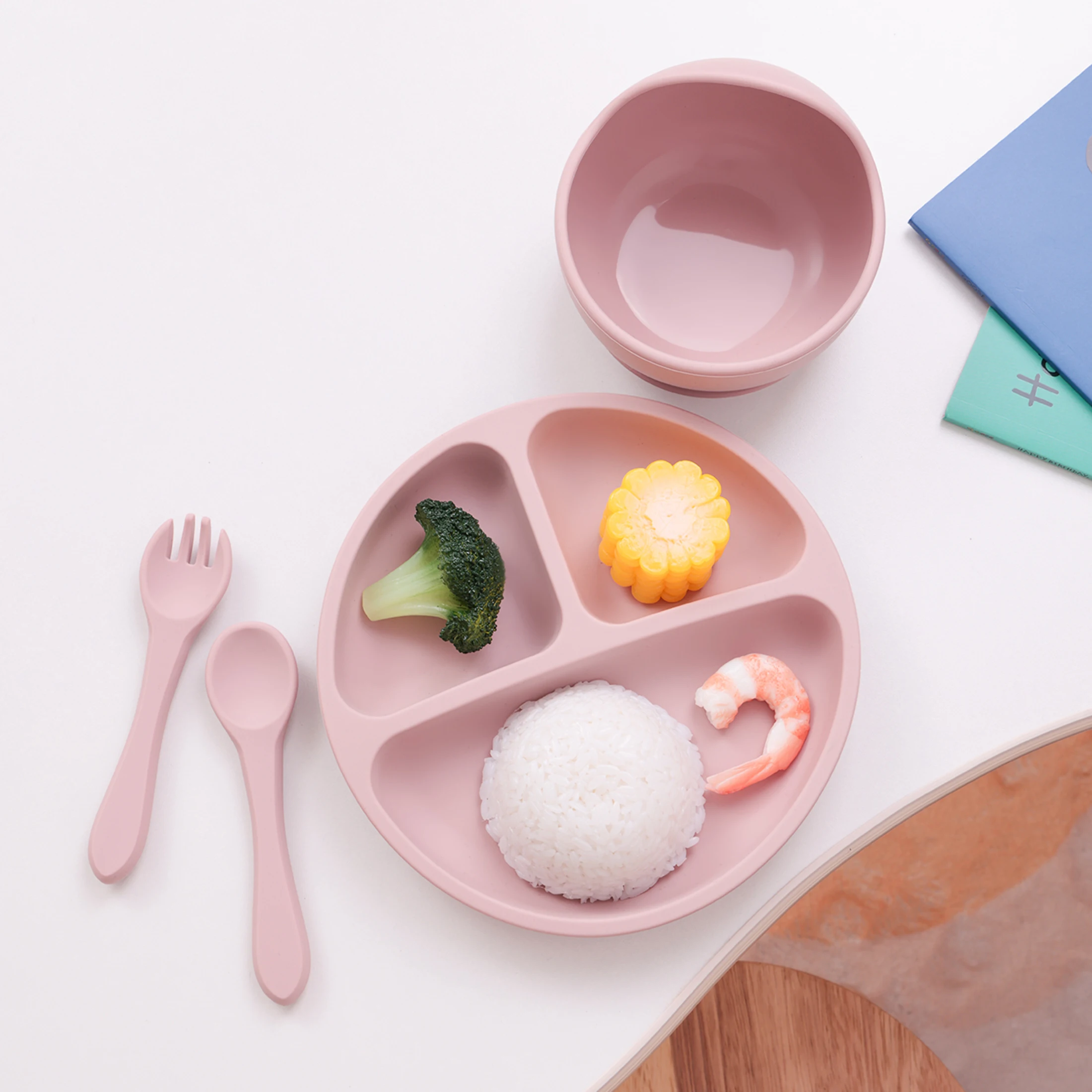 Color Kids 4PCS Baby Silicone Tableware Set Suction Bowl Plate Toddler Utensils Spoon Fork Infant Self‑Feeding Baby Stuff