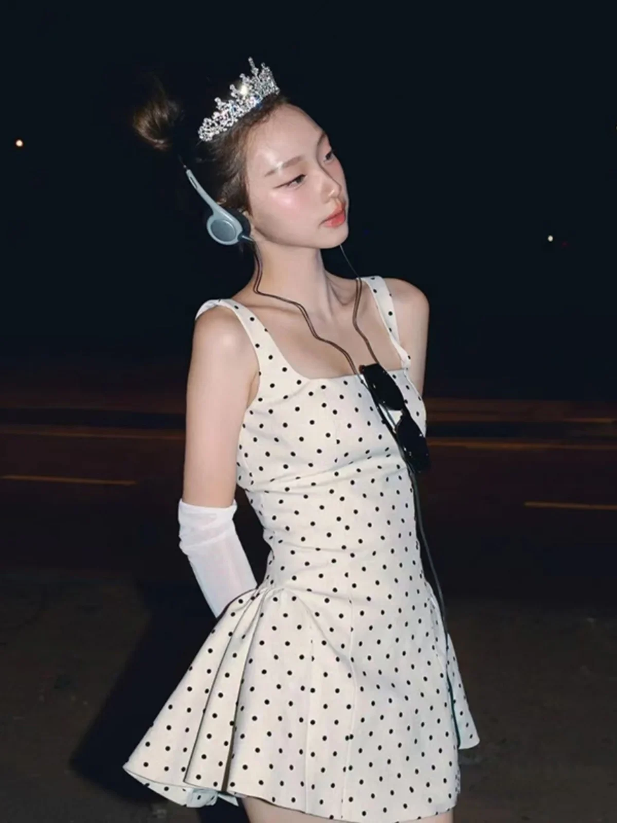 ชุดเดรสทรงเอลายจุดสไตล์โรแมนติก ผ้าโพลีเอสเตอร์ผสมสแปนเด็กซ์ ช่วยกระชับสัดส่วน เอวสูง สำหรับผู้หญิง