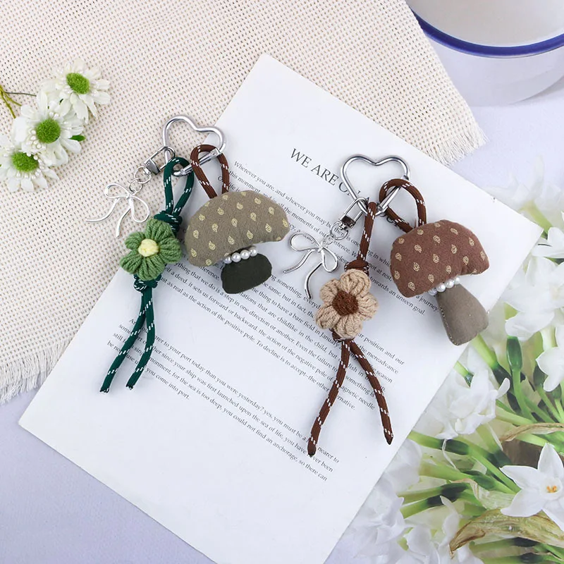 New Internet Celebrity Miu Style Fabric Mori Mushroom Flower Car Keychain Mobile Phone Bag Pendant Couple Versatile Pendant