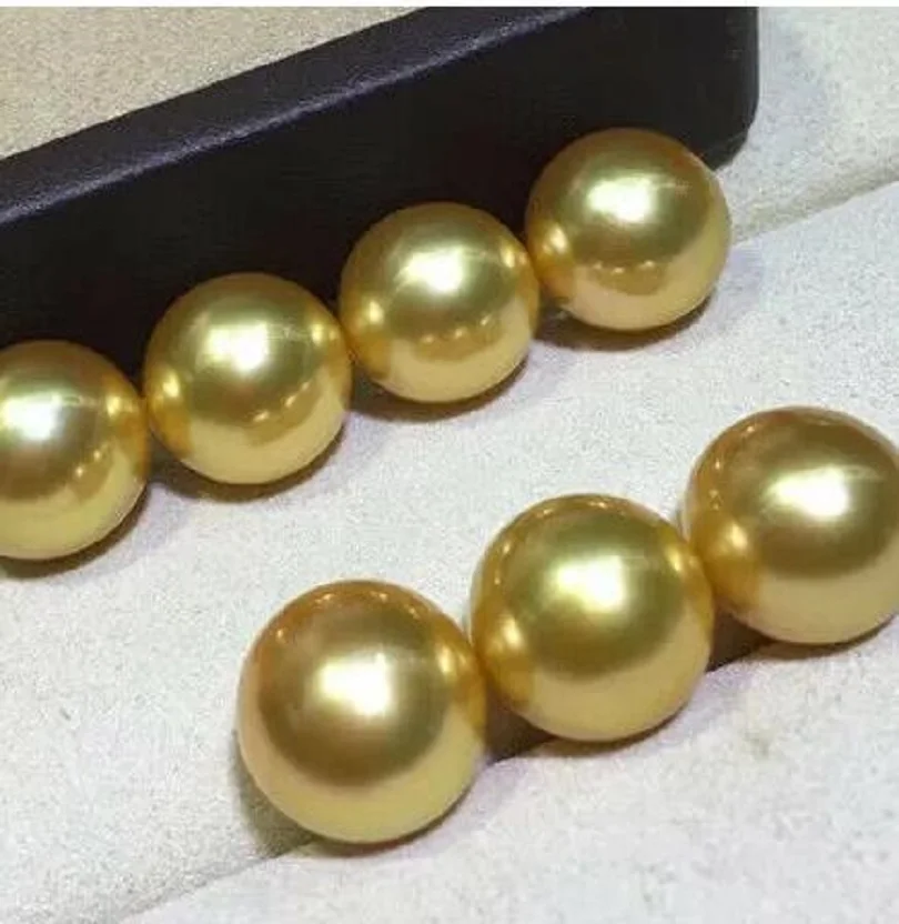 

Gorgeous pair AAAA Huge 12-13mm Round South Sea Golden pearl loose pearl half drill