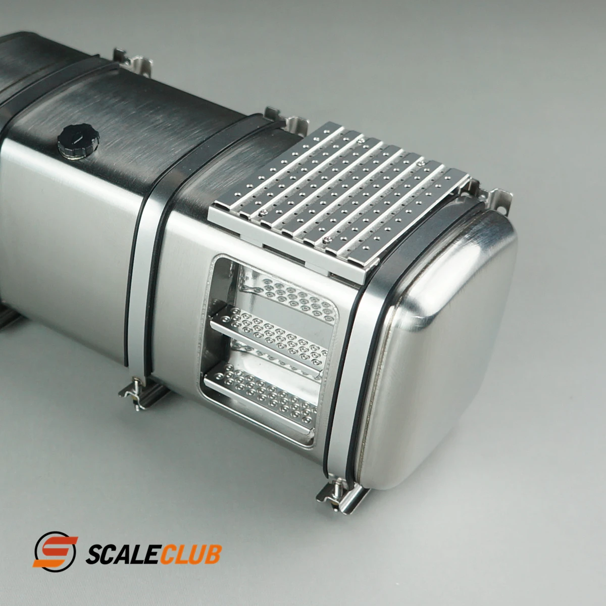 Scaleclub Model 1：14 Tractor Metal Pedal Fuel Tank With Urea Tank Integrated  For Tamiya  Lesu Rc Truck Trailer Tipper