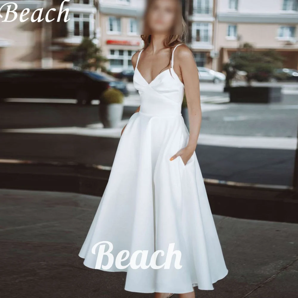 Robe de Mariée Simple Personnalisée, Tenue de Plage, Col en V, Spaghetti, Ligne A, Dos aux, Courte, Traîne, 2024