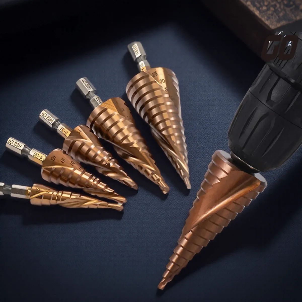 

HSS M35 Кобальтовое ступенчатое сверло из высокоскоростной стали с конусным шестигранным хвостовиком 4-12 мм 4-20 мм 5-21 мм 5-27 мм 4-32 мм