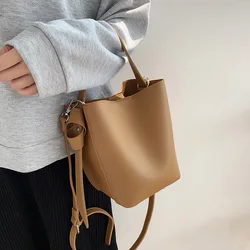 Causal Large Capacity Crossbody Bags Versatile High Quality Bucket Tote Bags For Women Korean Fashion Classic PU Leather Handbag