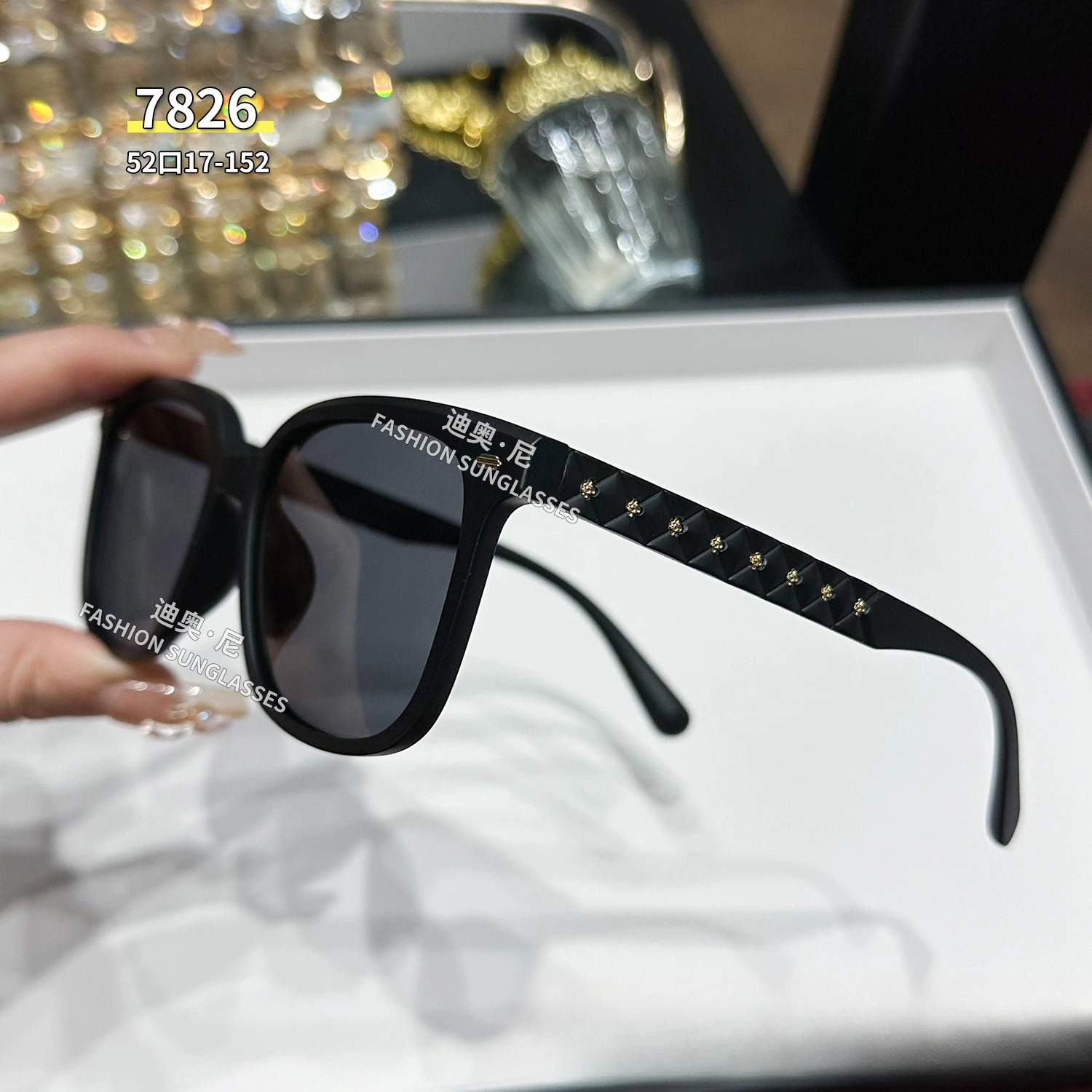 

Fashion Polarized Luxury Sunglasses 100% UV Protection Unisex Bestseller​