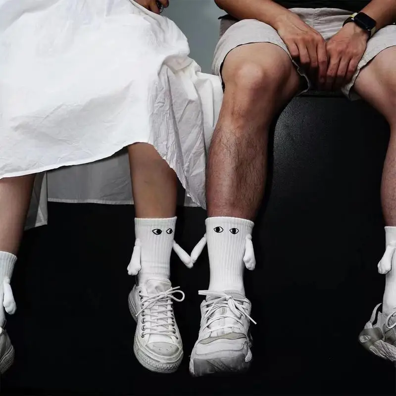 Cute Couple Socks Magnetic 3D Holding Hand Doll Socks Summer Men Women Mid-tube Socks Short Medium Tube Sports Socks Funny Gift