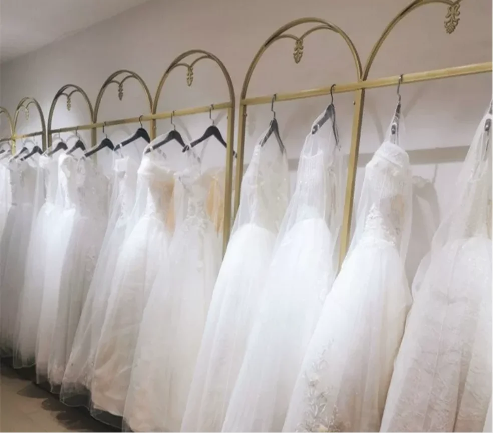 Iron wedding dress rack, high-end dress cheongsam display rack, photo studio store hanging wedding dress rack