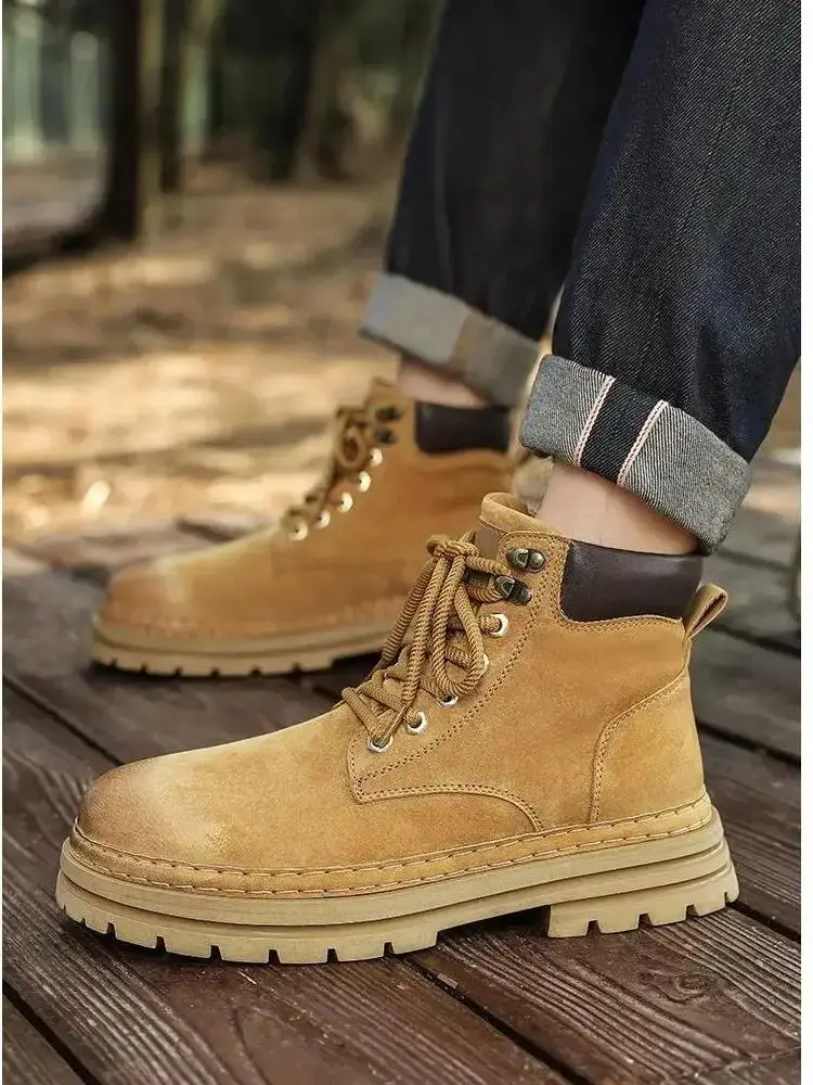 2024 New Men's Autumn Winter Leather High Top Tooling Boots Thick Sole Non Slip Plush Warm Lace Up Cotton Boots Hiking Boots