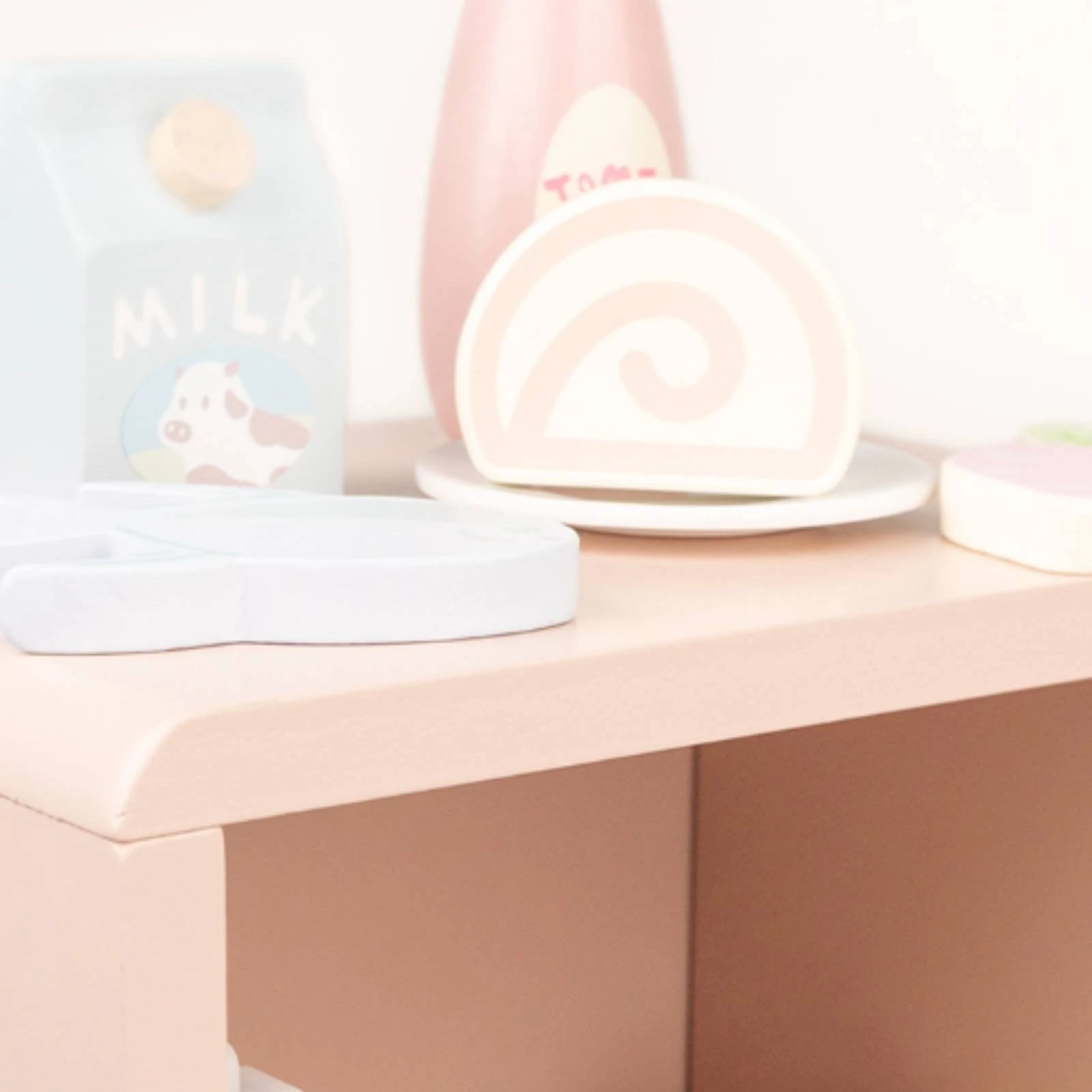frigorifero-giocattolo-in-legno-con-design-realistico-frigo-giocattolo-per-cucina-giocattolo-caratteristiche-interattive-per-bambini
