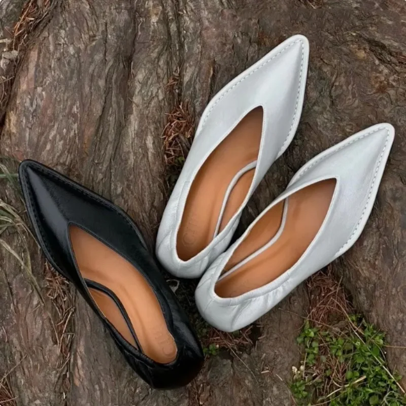 2025年新作 ポインテッドトゥ シングルシューズ レディース 夏新作 浅履き スリッポン スカートに合う スティレットヒール シューズ