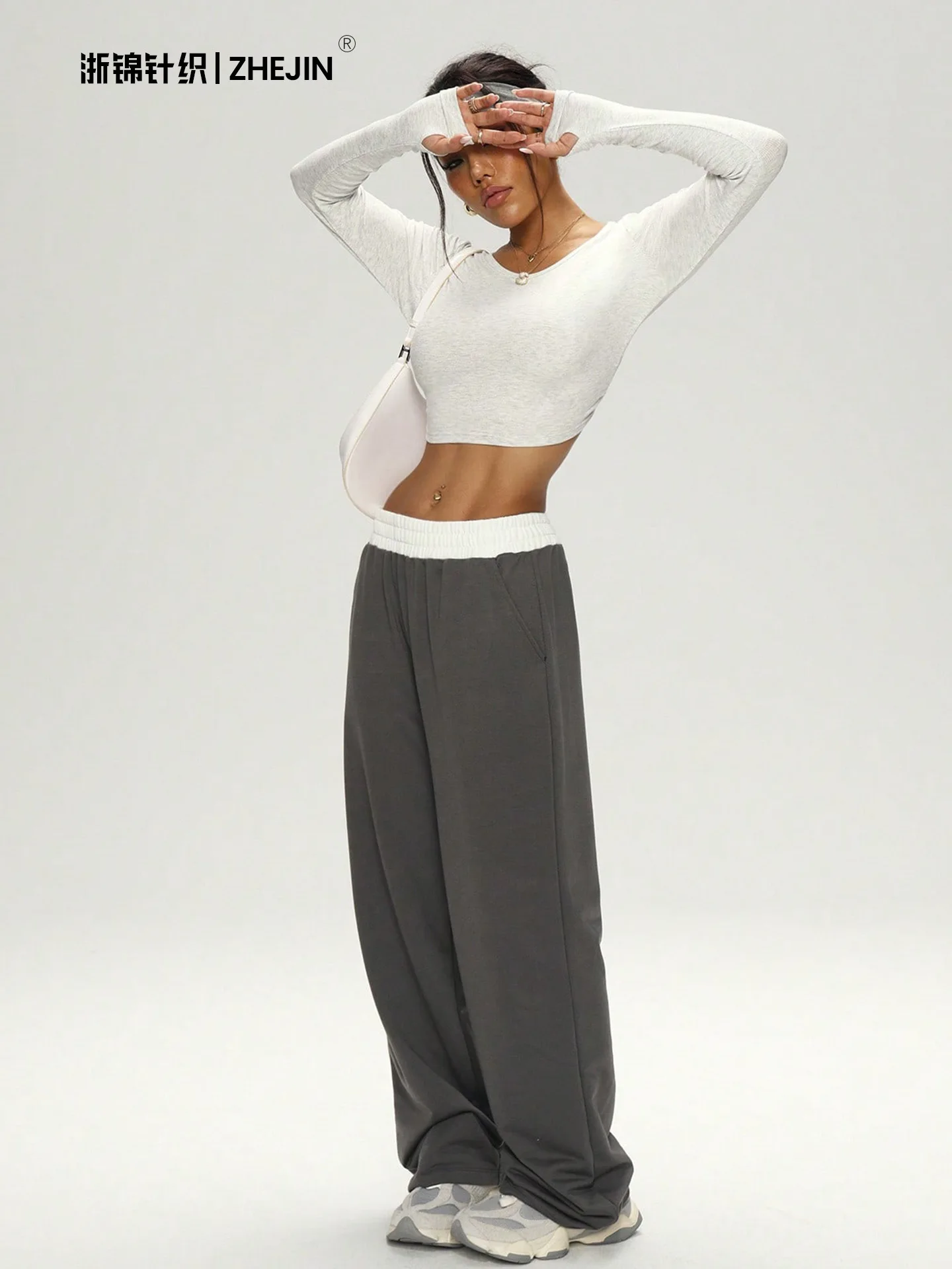 

Casual waist-revealing tight short-sleeved women's yoga wear,fitness and sports wide-leg trousers,white top and grey base layer