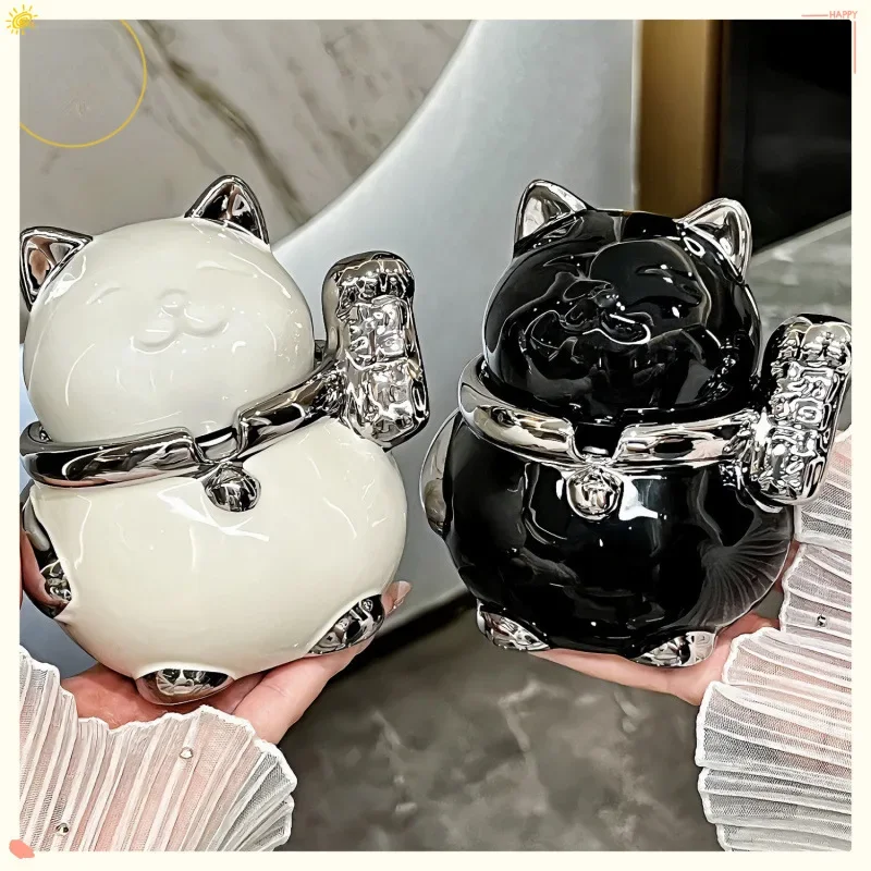 Ceramic light luxury high-end lucky cat ashtray with cover, anti-fly ash creative living room,