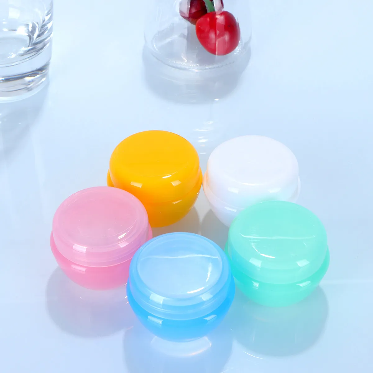 

14Pcs Travel Cream Containers Set Plastic Refillable Lotion Jars Leakproof Portable Toiletry Makeup Storage for Face